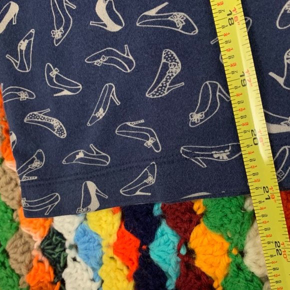 Y2K Shoe Print Paisley Stretch Soft 3/4 Sleeve Navy Pattern Scoop Neck T… - Picture 7 of 11